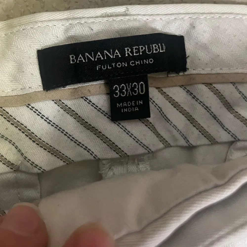 Banana Republic reposhing this